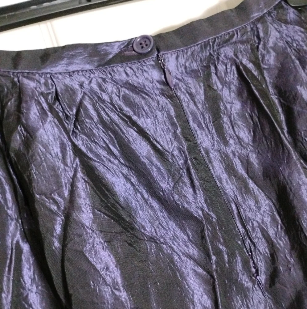 Vtg BCBG MAXAZRIA Shiny Purple Maxi Skirt Women's Size 8